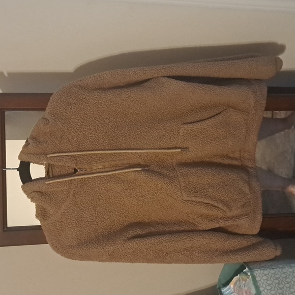 SHEIN Tops - Hoodie